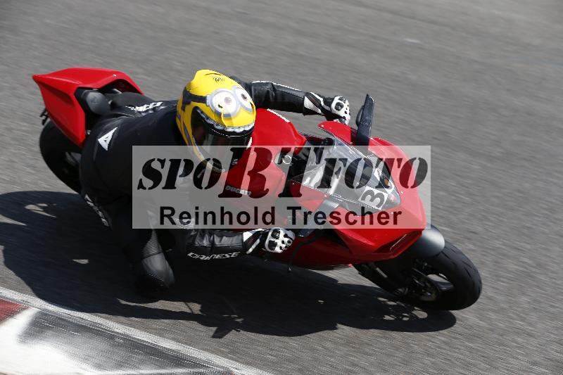 Archiv-2023/45 19.07.2023 Cornu Master School ADR/rouge-rot/36